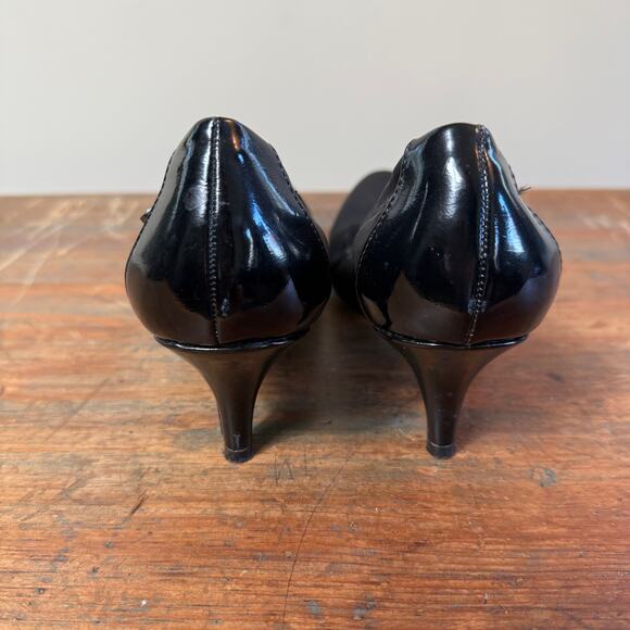 Dana Buchman Marant Black Kitten Heel Pump SZ 7 Stretch Sock Fabric Patent - Picture 4 of 11
